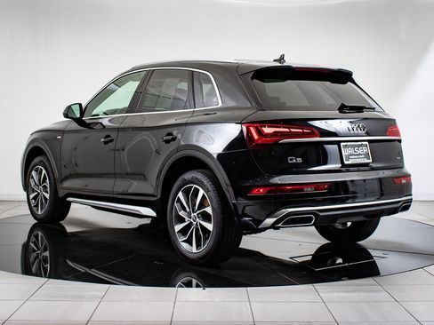 Used 2024 Audi Q5 2.0T Premium w/ Convenience Package image 6