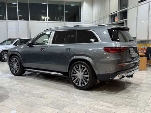 New 2026 Mercedes-Benz Maybach GLS 600 4MATIC image 8