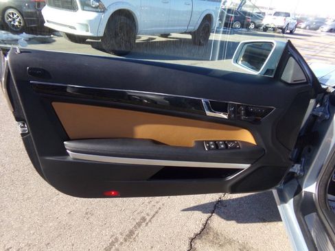 Used 2013 Mercedes-Benz E 350 Cabriolet w/ Premium 2 Pkg image 9