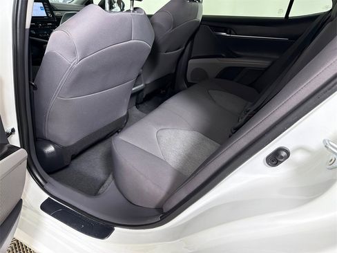 Used 2023 Toyota Camry LE image 20