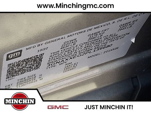 Used 2023 Chevrolet Equinox Premier AWD/4WD image 28