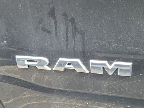 Used 2023 RAM 1500 Laramie AWD/4WD image 8