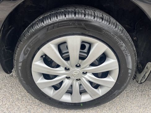 Used 2013 Toyota Corolla LE Special Edition image 22