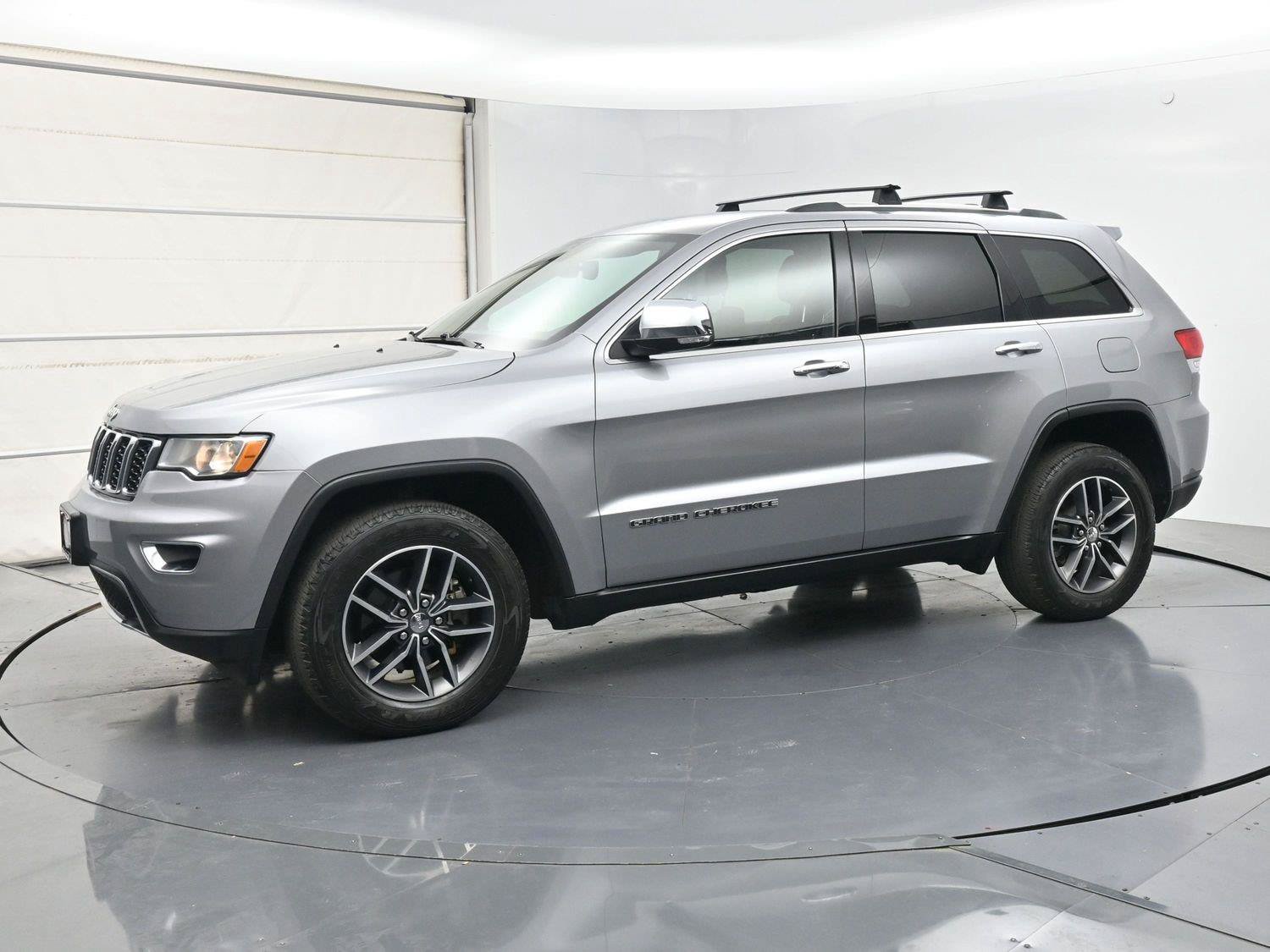 Used 2018 Jeep Grand Cherokee Limited AWD/4WD image 23
