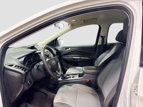 Used 2017 Ford Escape SE AWD/4WD image 15