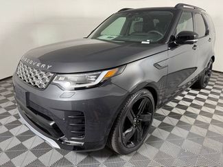 New 2025 Land Rover Discovery Metropolitan Edition video 3