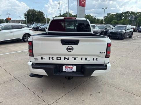 New 2026 Nissan Frontier SV w/ All-Weather Content Package AWD/4WD image 6