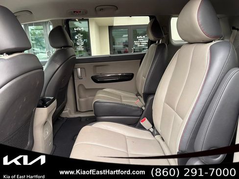 Used 2016 Kia Sedona EX FWD image 17
