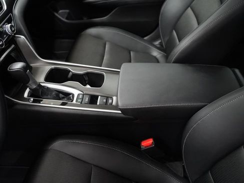 Used 2022 Honda Accord Sport image 37