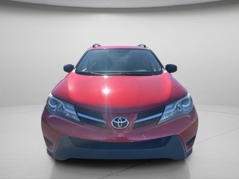 Used 2015 Toyota RAV4 LE AWD/4WD image 3