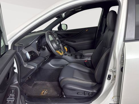 Certified 2025 Subaru Outback Wilderness AWD/4WD image 5