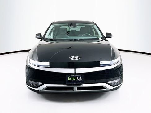 Used 2024 Hyundai Ioniq 5 SEL RWD image 2