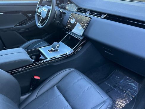 Used 2025 Land Rover Range Rover Evoque S image 33