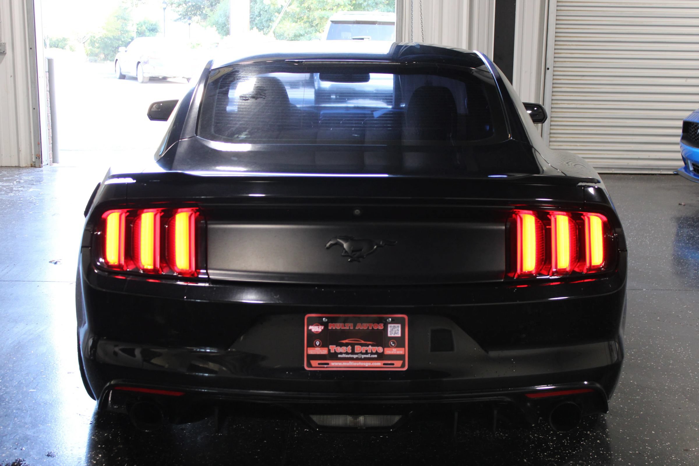 Used 2016 Ford Mustang Coupe RWD image 5
