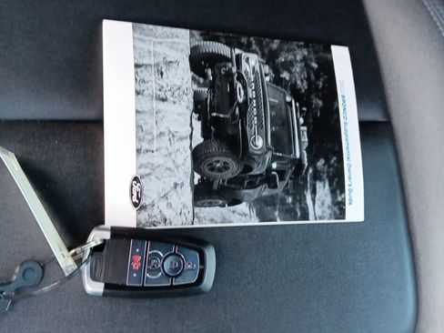Used 2022 Ford Bronco Black Diamond AWD/4WD image 38