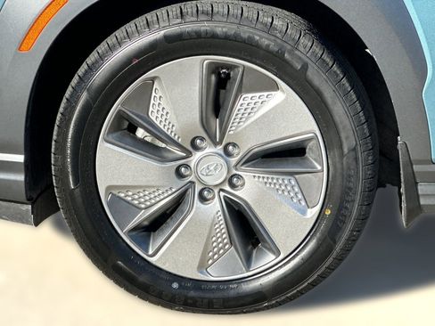 Used 2019 Hyundai Kona SEL image 11