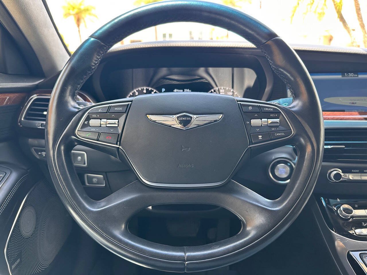 Used 2017 Genesis G90 5.0 Ultimate AWD/4WD image 15