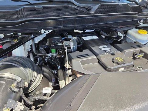 Used 2024 RAM 2500 Laramie w/ Sport Appearance Package AWD/4WD image 21