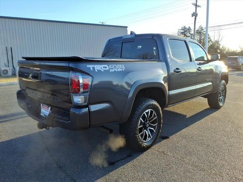 Used 2021 Toyota Tacoma TRD Sport image 4