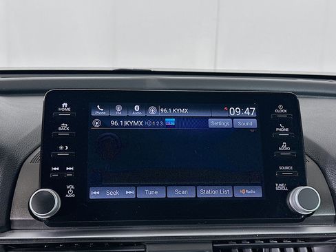 Used 2019 Honda Accord Sport image 19