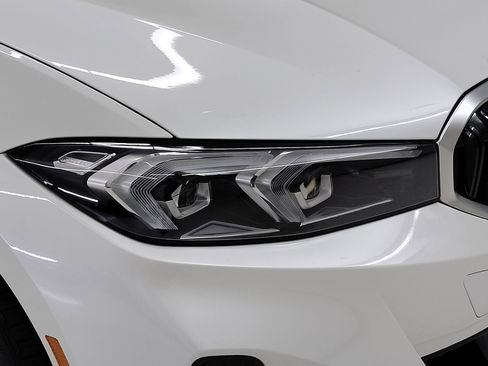 New 2026 BMW 330i Sedan w/ Premium Package image 3