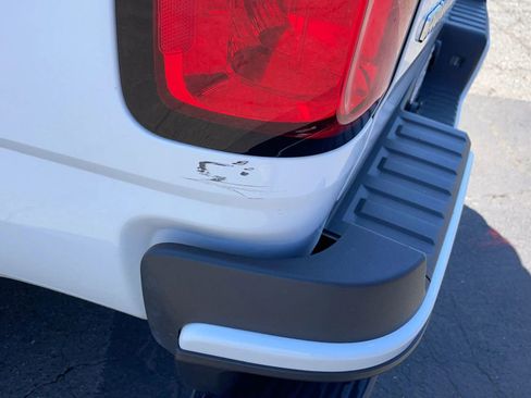 Used 2017 Chevrolet Colorado LT w/ LT Convenience Package RWD image 38