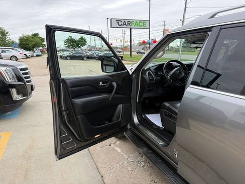 Used 2020 INFINITI QX80 Luxe w/ Proassist Package AWD/4WD image 19