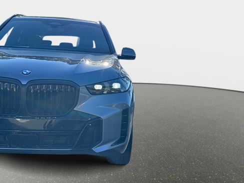New 2026 BMW X5 sDrive40i w/ M Sport Package image 9