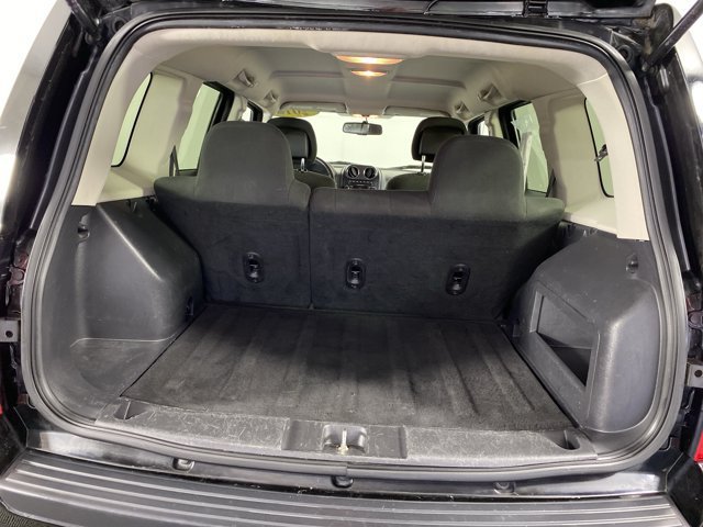 Used 2015 Jeep Patriot Latitude AWD/4WD image 29