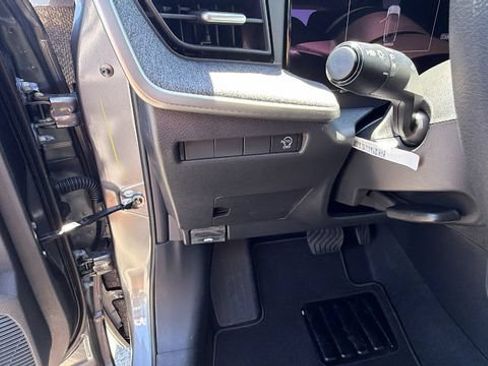 New 2026 Nissan Kicks SV FWD image 29