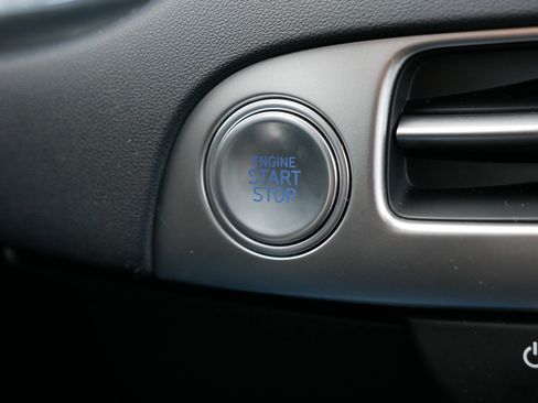 Certified 2025 Hyundai Palisade SEL image 29