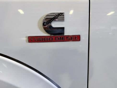Used 2024 RAM 2500 Laramie AWD/4WD image 39