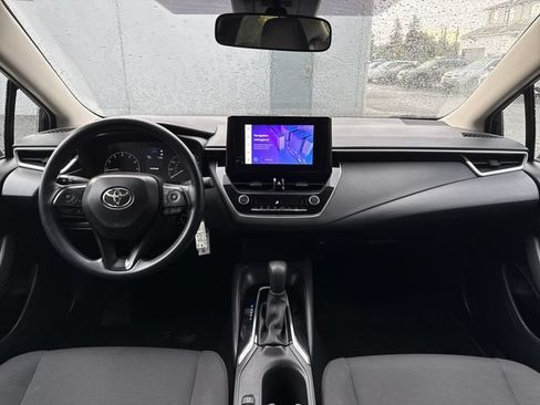 Used 2024 Toyota Corolla LE FWD image 7