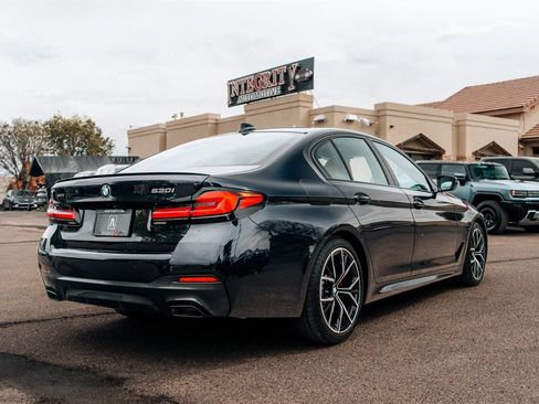 Used 2023 BMW 530i xDrive w/ Executive Package image 7