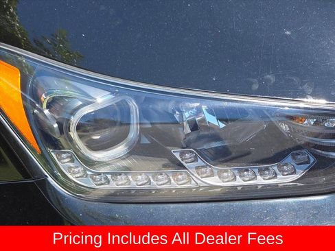 Used 2022 Hyundai Veloster N FWD image 6