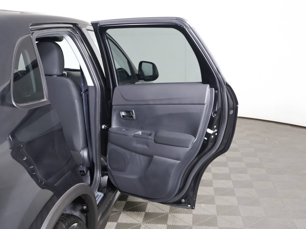 New 2027 Mitsubishi Outlander Sport ES AWD/4WD image 18