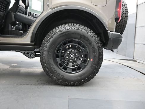 New 2026 Ford Bronco Badlands image 20
