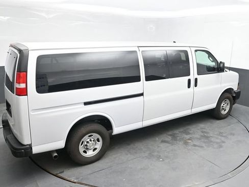 Used 2024 Chevrolet Express 3500 LS RWD image 34