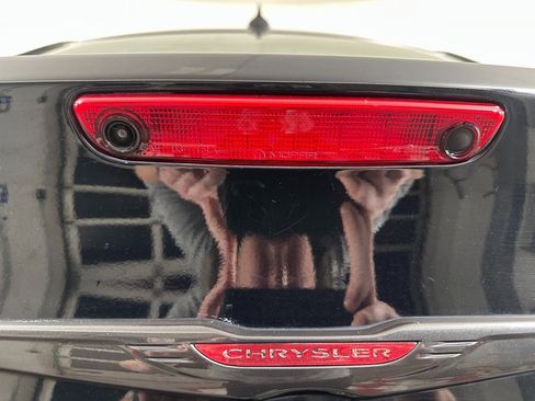 Used 2023 Chrysler 300 S image 5