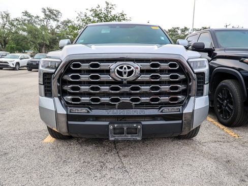 Used 2023 Toyota Tundra Platinum AWD/4WD image 4