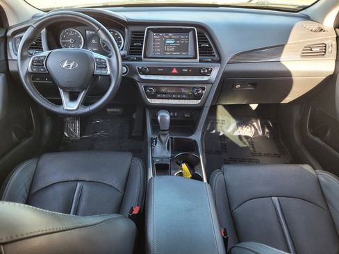 Used 2018 Hyundai Sonata Limited image 12