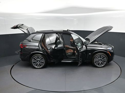 New 2026 BMW X5 sDrive40i w/ M Sport Package RWD image 51