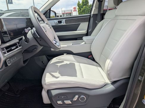 Used 2026 Hyundai Santa Fe Calligraphy AWD/4WD image 17