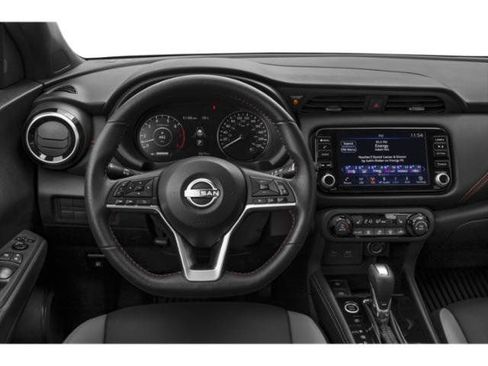 Certified 2024 Nissan Kicks SR image 10