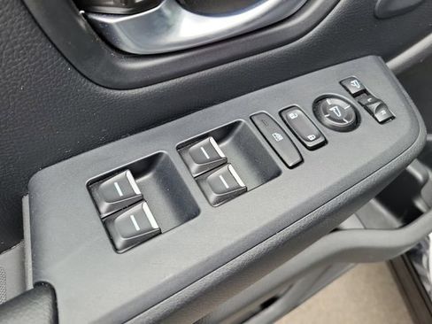Used 2025 Honda Pilot Elite image 24