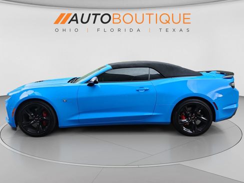 Used 2022 Chevrolet Camaro SS RWD image 2