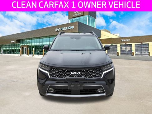 Used 2023 Kia Sorento SX Prestige image 2