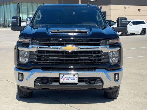 Used 2025 Chevrolet Silverado 2500 LT w/ Convenience Package image 6