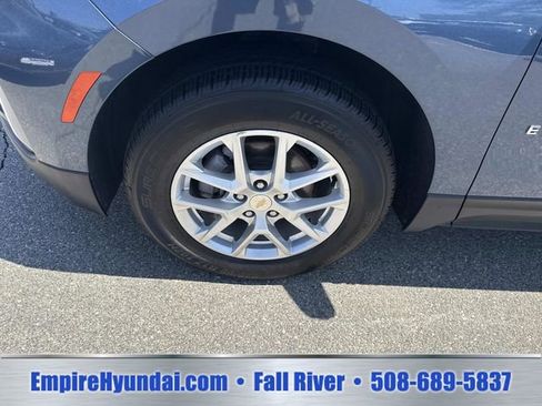Used 2024 Chevrolet Equinox LT AWD/4WD image 13
