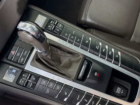 Used 2017 Porsche Macan GTS w/ Premium Package Plus image 20